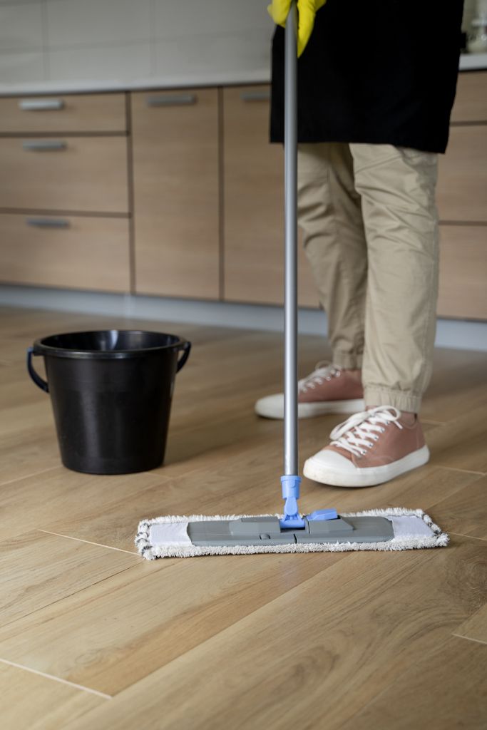 How Do I Keep My Laminate Flooring Clean Stones Carpets